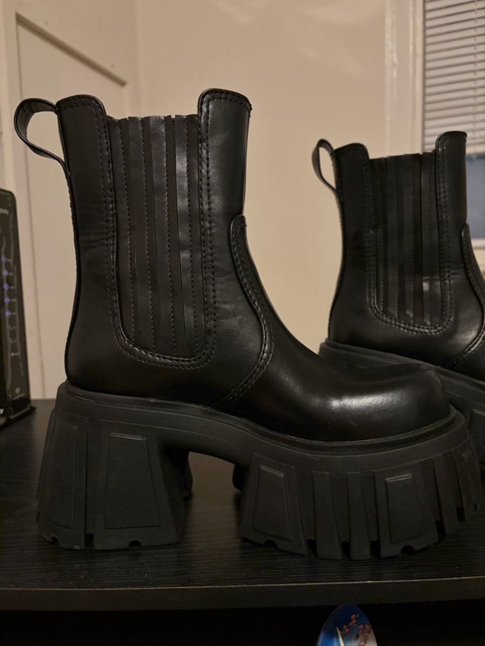 Current Mood Black Platform Chelsea Boots - Picture 2 of 4